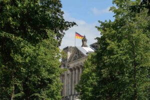 German cannabis legalisation shows mostly positive results, government report finds